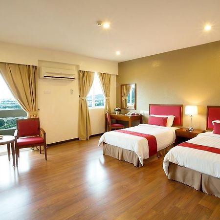 Alora Hotel Penang Pinang Exteriör bild