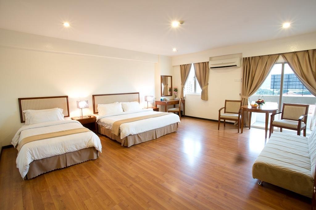 Alora Hotel Penang Pinang Exteriör bild