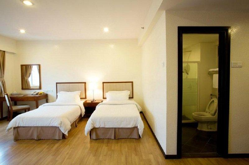 Alora Hotel Penang Pinang Exteriör bild
