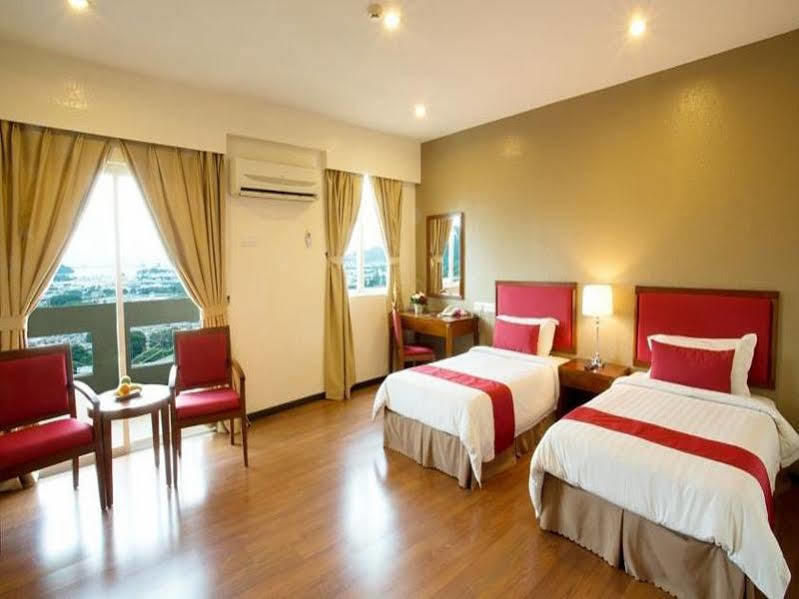 Alora Hotel Penang Pinang Exteriör bild